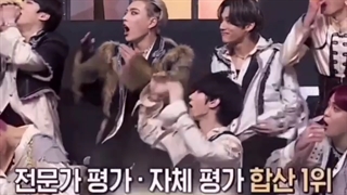 کسی ایتنی نیستت؟:<<