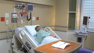 آموزش نحوه باز کردن پک استریل پرستاری