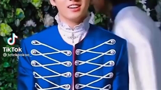 بچم تو شوک بوسه خخخ