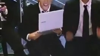 چرا جیمین با صندلی مشکل داره