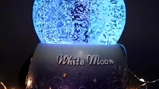 گوی موزیکال برفی