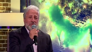 دانلود برنامه شب آهنگی قسمت 22 علیرضا خمسه