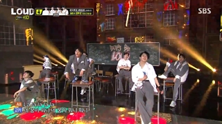 اجرای کارآموزای پی نیشن در برنامه loud با آهنگ no more dream از بی تی اس