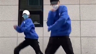 تیک تاک کره ای