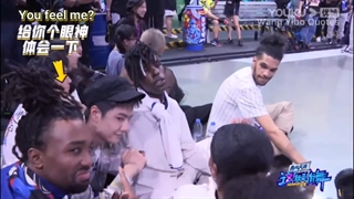 وانگ ییبو علاقه به یادگیری زبان فرانسوی با بوبو پیدا کرده