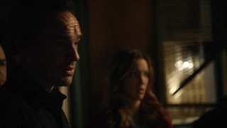 سریال Arrow - فصل 2 قسمت 23 با زیرنویس فارسی