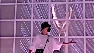 دیوار جوایز بی تی اس