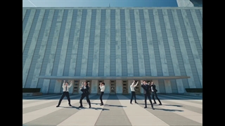 (اجرای آهنگ Permission to Dance در مجمع عمومی سازمان ملل متحد آمریکا*نیویورک‌)