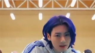 سم اوردم ***بی تی اس با اهنگ  بامن میرقصی از تهی و سام بیگی** ارمی های عزیز لایک و کامنت فراموش نشه****