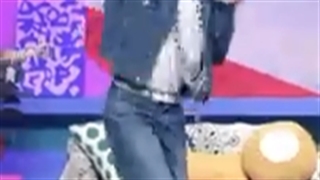 فنکم عمودی اجرای Vibin یونگجه در MCOUNT DOWN