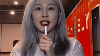 کاور آهنگ alcohol free توسط لیا اورگلو