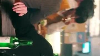 دختره چرا اینقد یجوری بود،،،هم اتاقیم گومیهو