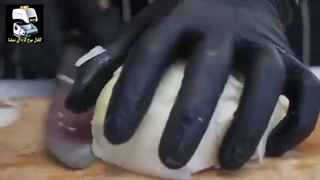 غذای دریایی سوپ ماهی قرمز خام سرد - موج کره ای