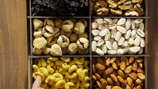 فروش انواع آجیل و خشکبار در فروشگاه اینترنتی آناناس