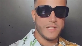 استوری دی جی اسنیک و لیسا با هم *_* عرررر موهای لیسااااا