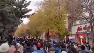 تجمع چندهزار نفری مردم در استان چهارمحال و بختیاری
