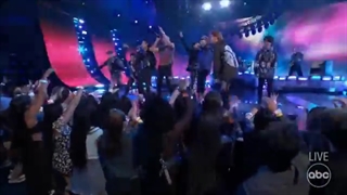 BTS Los Angeles Performance