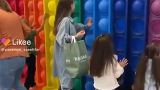 Pope is too big(●♡∀♡)