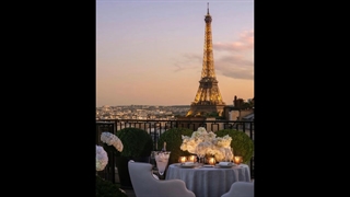 Paris(منم ببرید ارزش دوبار رفتن رو داره)