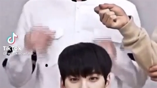 اینقدر از هات بودن رو نمیتونم درک کنم:( Astro