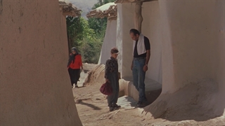 رخشاره باد ما را خواهد برد - کارگردان: عباس کیارستمی - ساخته شده در ۱۳۷۸ خورشیدی - پاره یکم