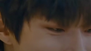 عاشقش بود اما نمیتونست باهاش باشه :(|