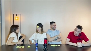 20 سوالیییی با کوروشش سمییی رهاااا و هلیییااااا :> (کپشن :|)