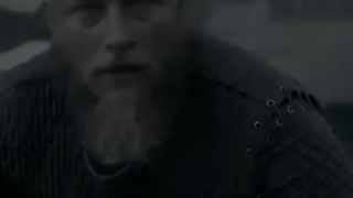 دل شکستی و شبی یکنفر از جنس خودت خنده ی تلخ به چشمان ترت خواهد کرد :))