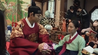 پشت صحنه قسمت 11 و 12 سریال سرآستین قرمز The Red Sleeve 2021 با بازی لی جونهو (2pm) و کانگ هون (درخواستی)