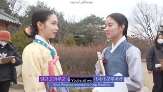 پشت صحنه قسمت پانزدهم سریال سرآستین قرمز با زیرنویس