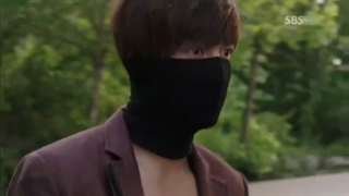 مبارزه خفن لی مین هو در سریال شکارچی شهر