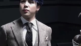 شما و این الکس ارمانتو جیمین XD (کلیپ فوق طنز بی تی اس در حد جر خوردن)