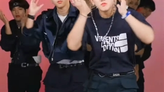 XD skz being skz