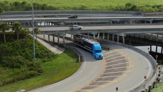 Freightliner Cascadiaتمام فول اتومات