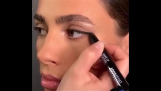 آرایش های زنانه صورت - تبلیغات برای آرایشگران