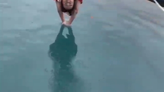 شیرجه زدن و از استاد کیم تهیونگ باید آموخت:)