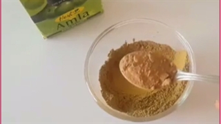 علل سفید شدن موها و راهکارهایی برای درمان