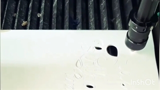 برش لیزری پلکسی ( تاپر کیک)