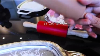 ولاگ جنی بلک‌پینک همراه با جیسو با زیرنویس فارسی چسبیده