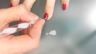 ایده ی جدید و ساده برای لاک ناخن