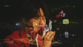 اجرای آهنگ Wait از اکسو در کنسرت EXplOration (JAPAN)