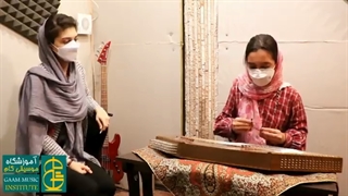 سنتور نوازی در کرج در آموزشگاه موسیقی گام
