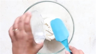 میان وعده پنیری به همراه بیکن