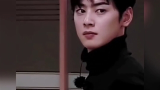 تموم زندگیمو فقط بایه اشاره بهت می بخشم کراش هممون چا اون وو