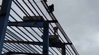 اجرای سقف شیروانی, ویلایی ,خرپا, پوشش سقف سوله, تعمیر و تعویض سقف سوله,تعمیرات سقف شیبدار(09391431941)