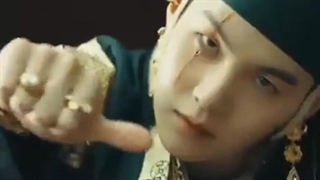 آرمی شوگا رو چطور میبینه؟!(کپشن)