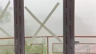 کدام برند را برای درب و پنجره آکاردئونی در تهران و کرج انتخاب کنیم؟