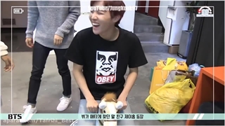 لحظات خنده دار بی تی اس