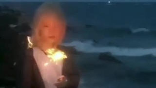 ߷چقد دیشب شب عجیبی بود.