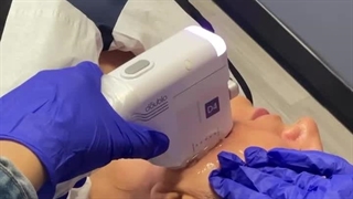 جوانسازی پوست با هایفوتراپی